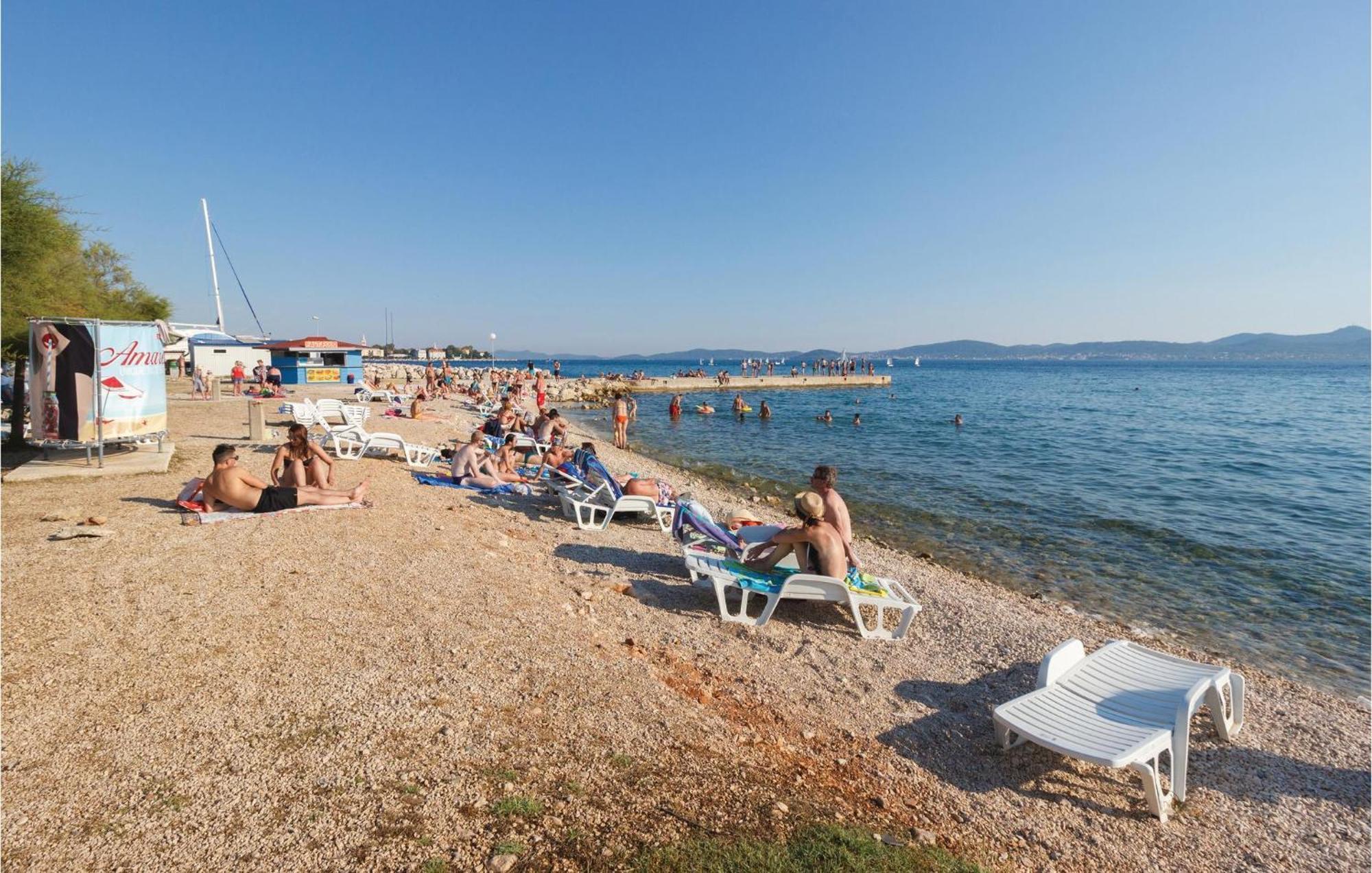 2 Bedroom Beautiful In Zadar